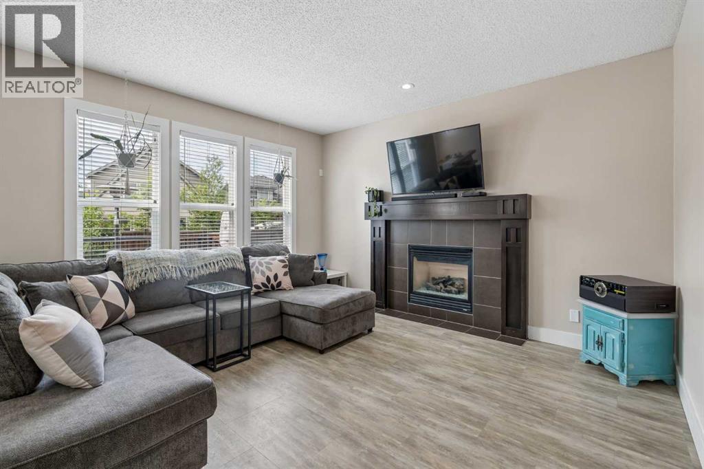 45 Mahogany Terrace SE - 4
