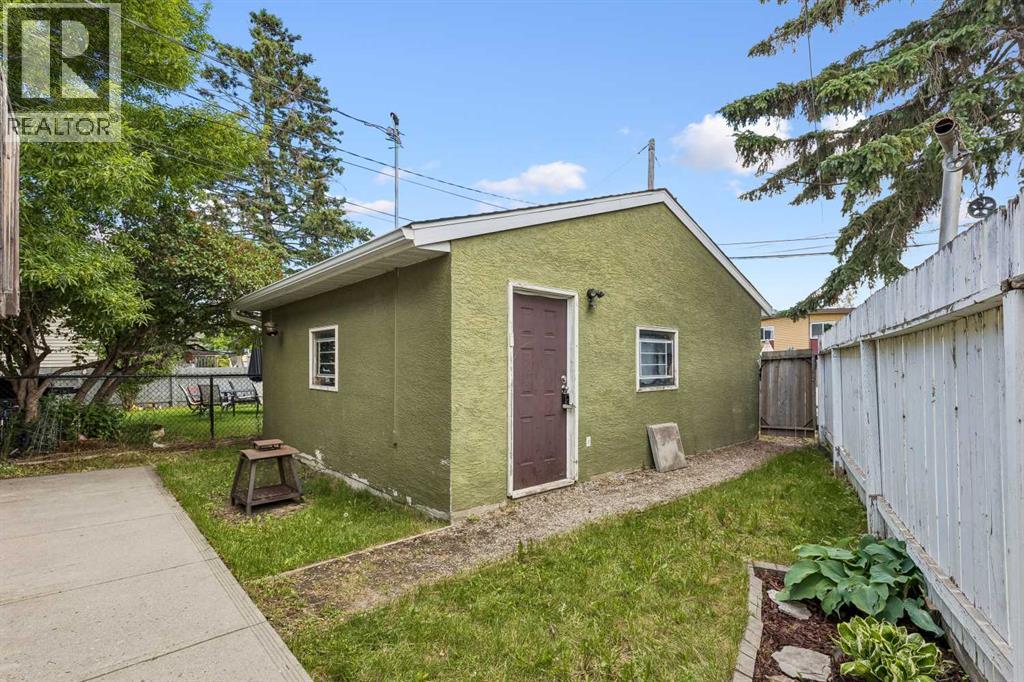 1232 Danloe Street NE - 34
