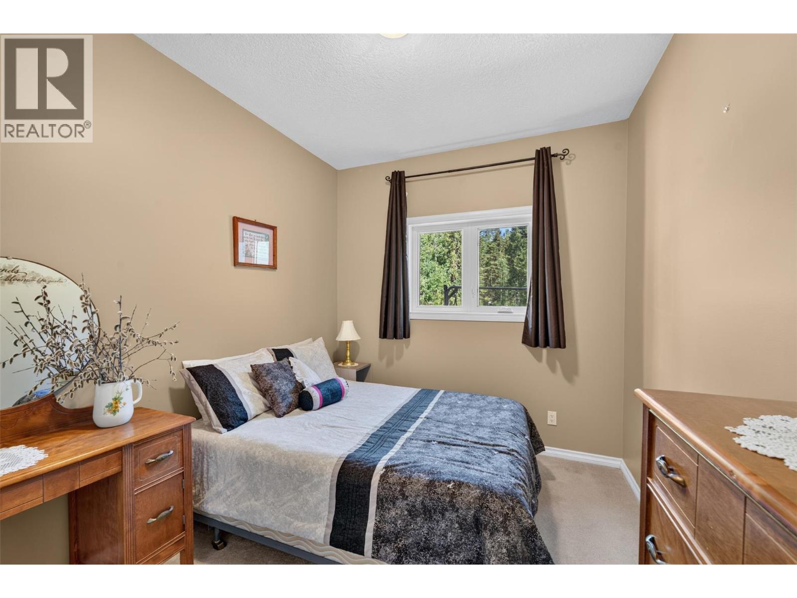 5242 Lebell Road - Image 19