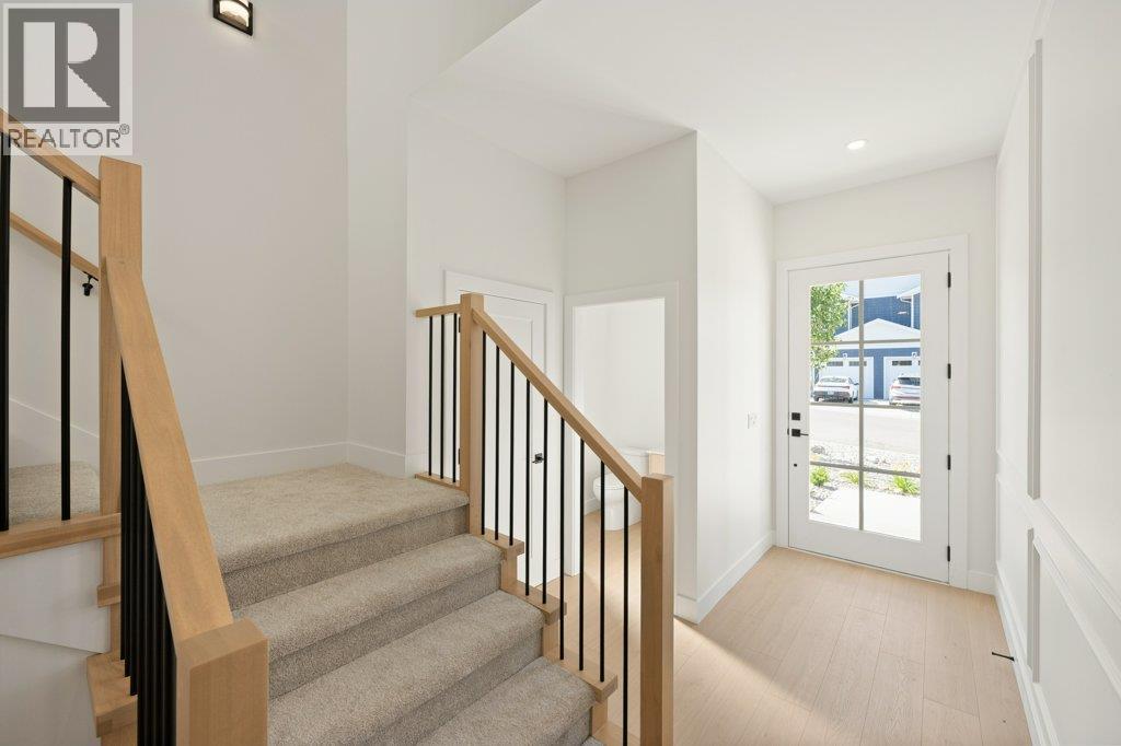 378 Chardonnay Avenue, Oliver