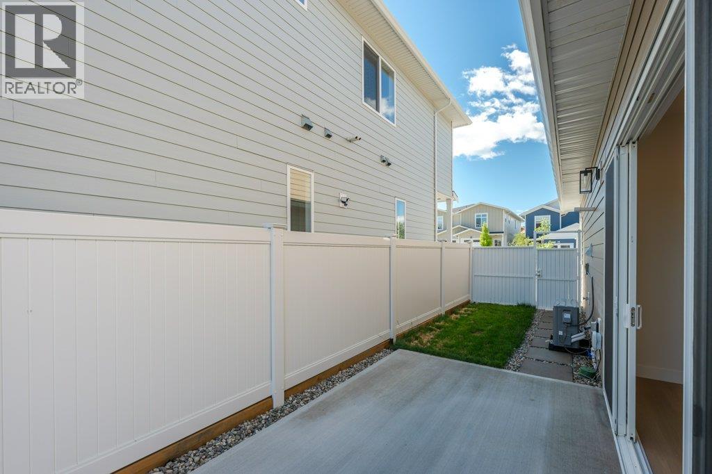 378 Chardonnay Avenue, Oliver
