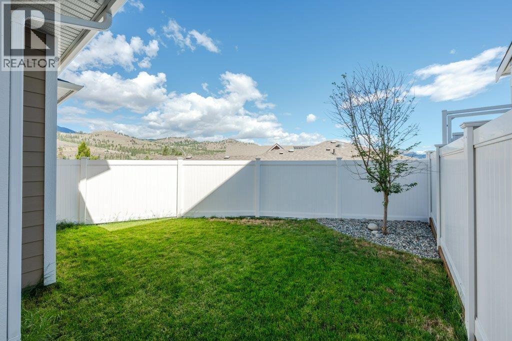 378 Chardonnay Avenue, Oliver