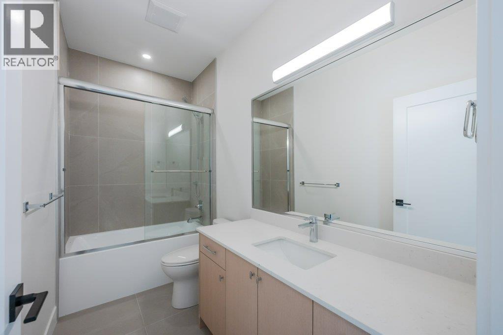 378 Chardonnay Avenue, Oliver