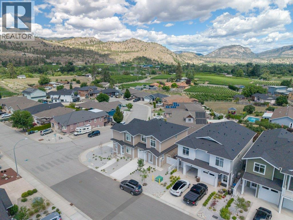 378 Chardonnay Avenue, Oliver