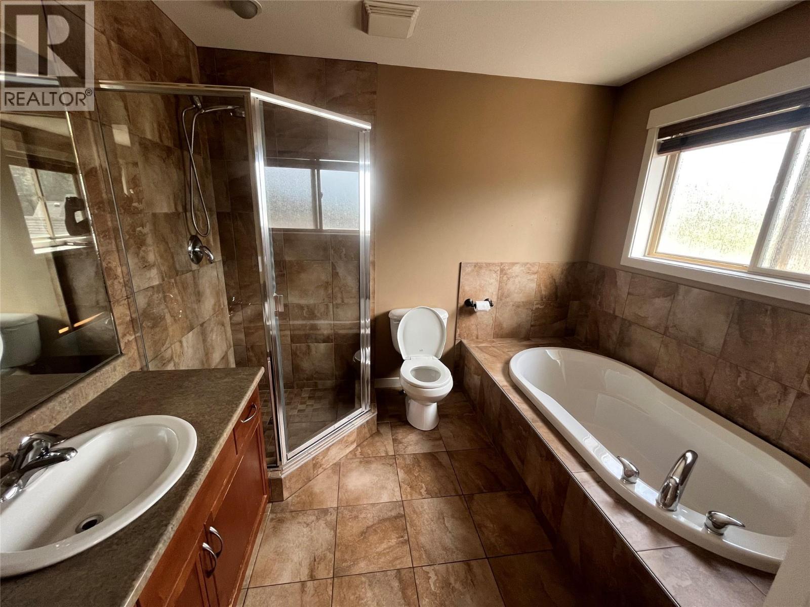 2034 Rosewood Court - 31
