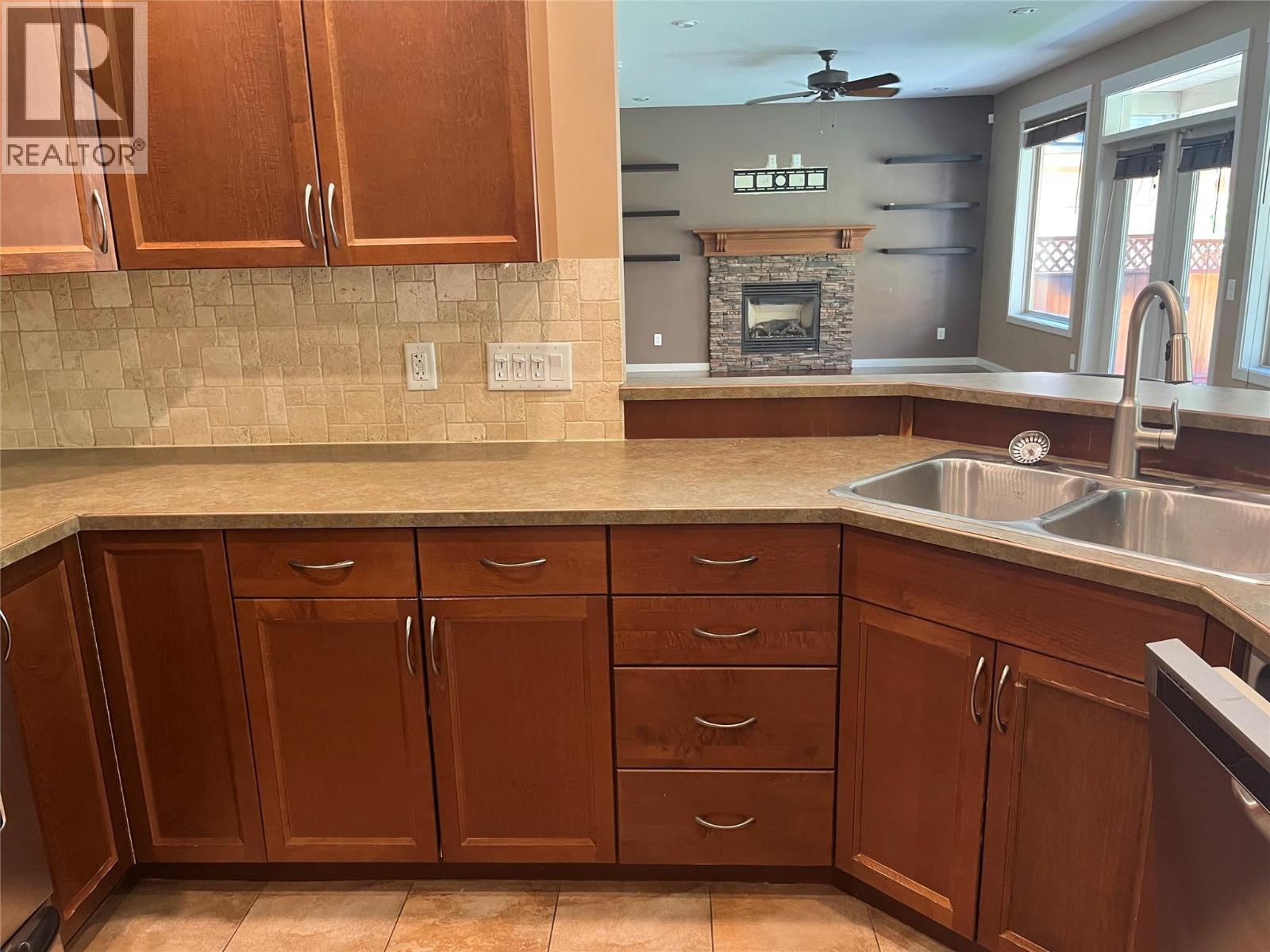 2034 Rosewood Court - 16