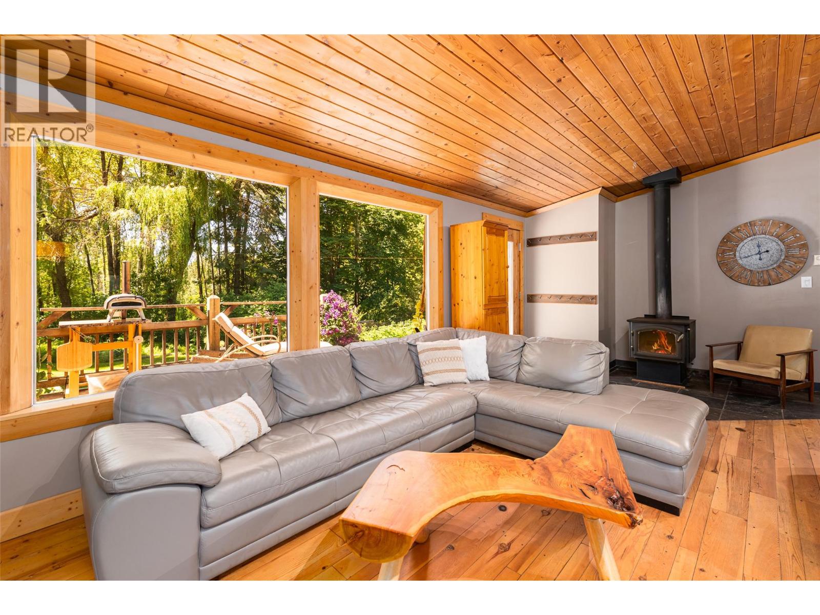 5520 Duck Creek Road - 16