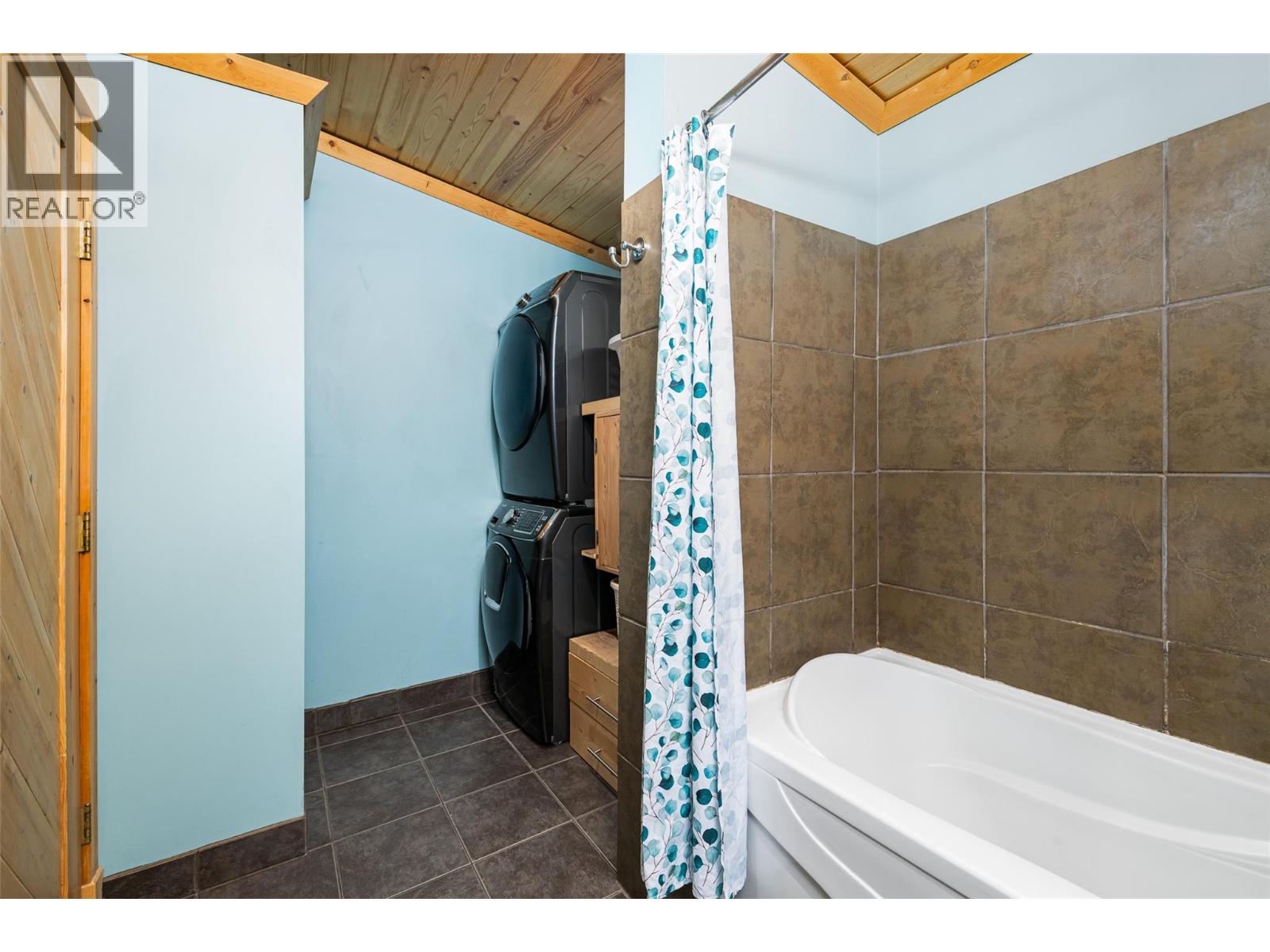 5520 Duck Creek Road - 22