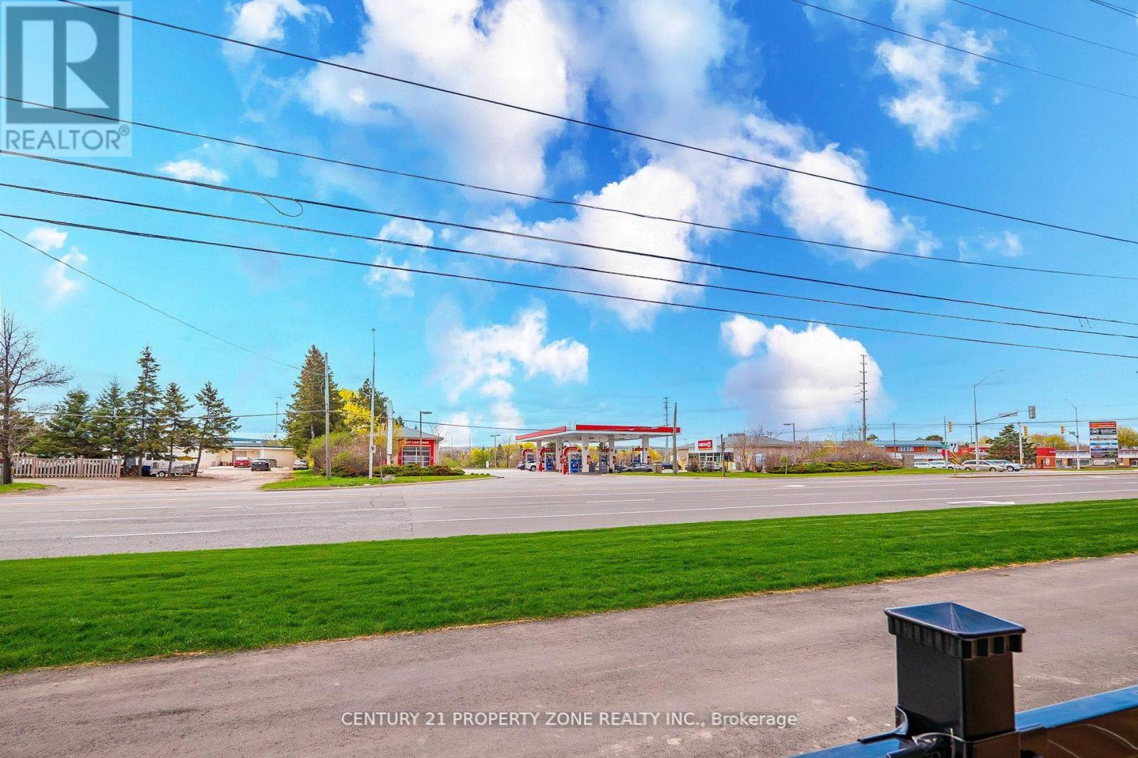 #TH 105 8010 DERRY ROAD W - 34