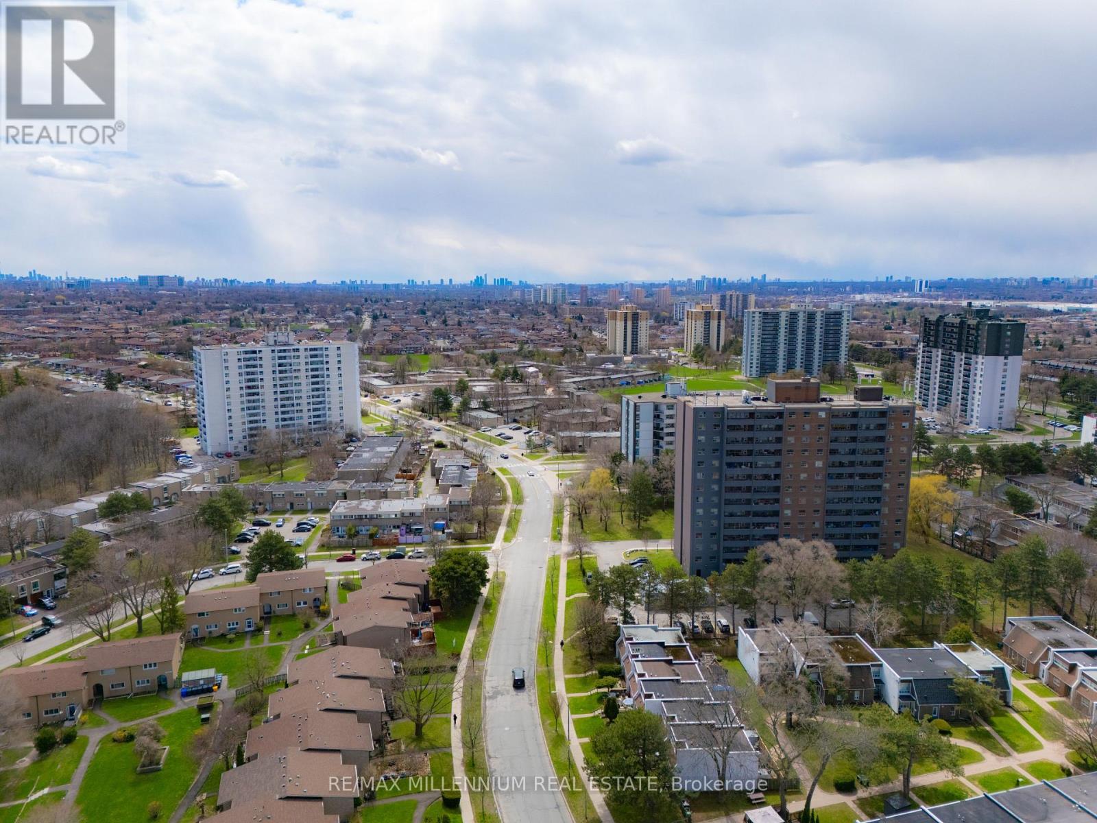 #62 79 DRIFTWOOD AVENUE - 38