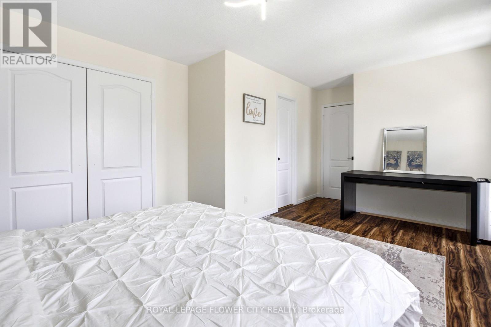 10 OWEN STREET - 20