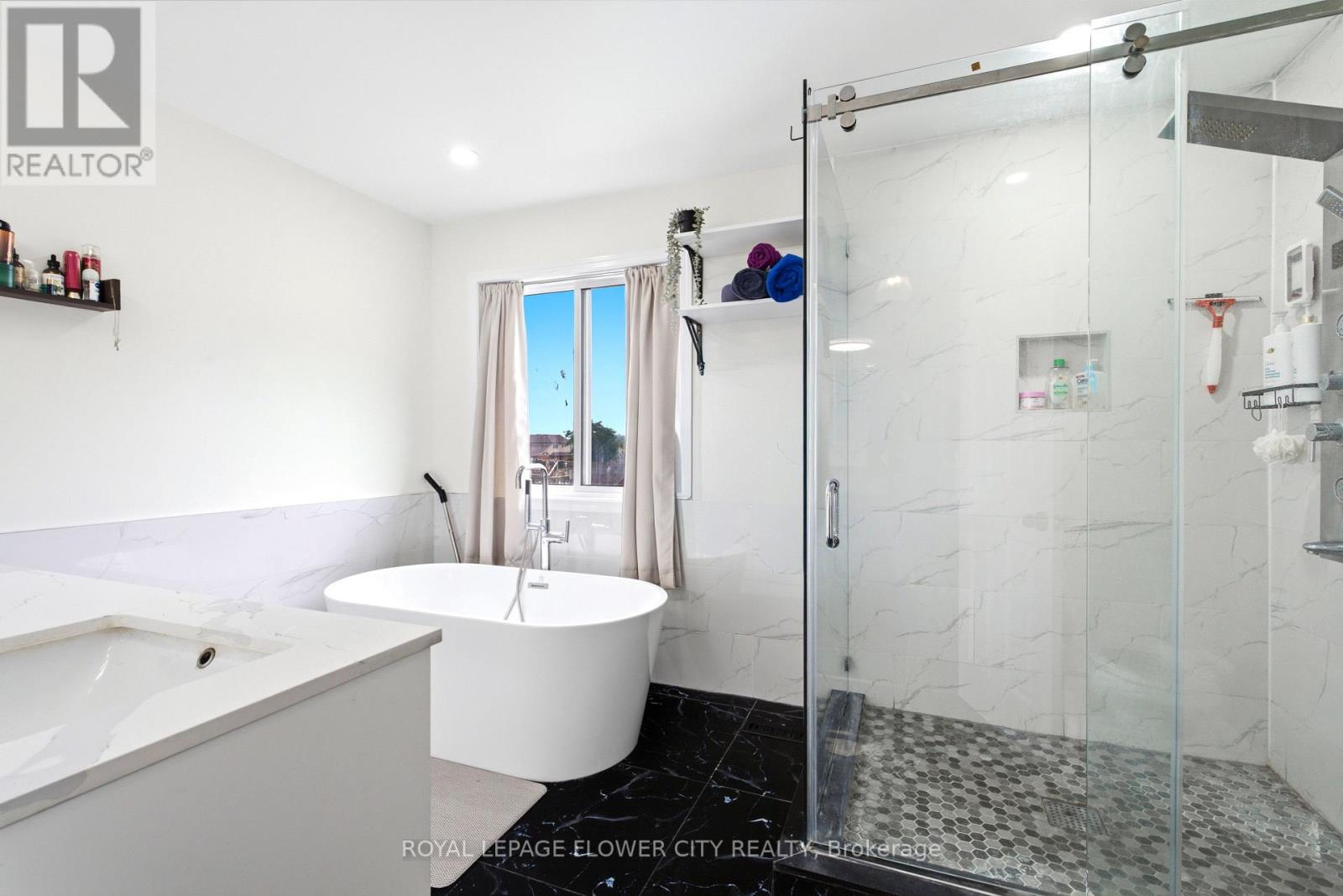 10 OWEN STREET - 33