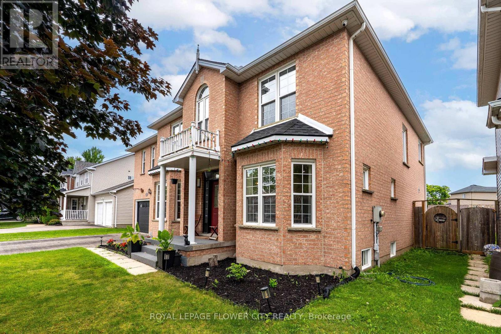10 OWEN STREET - 4