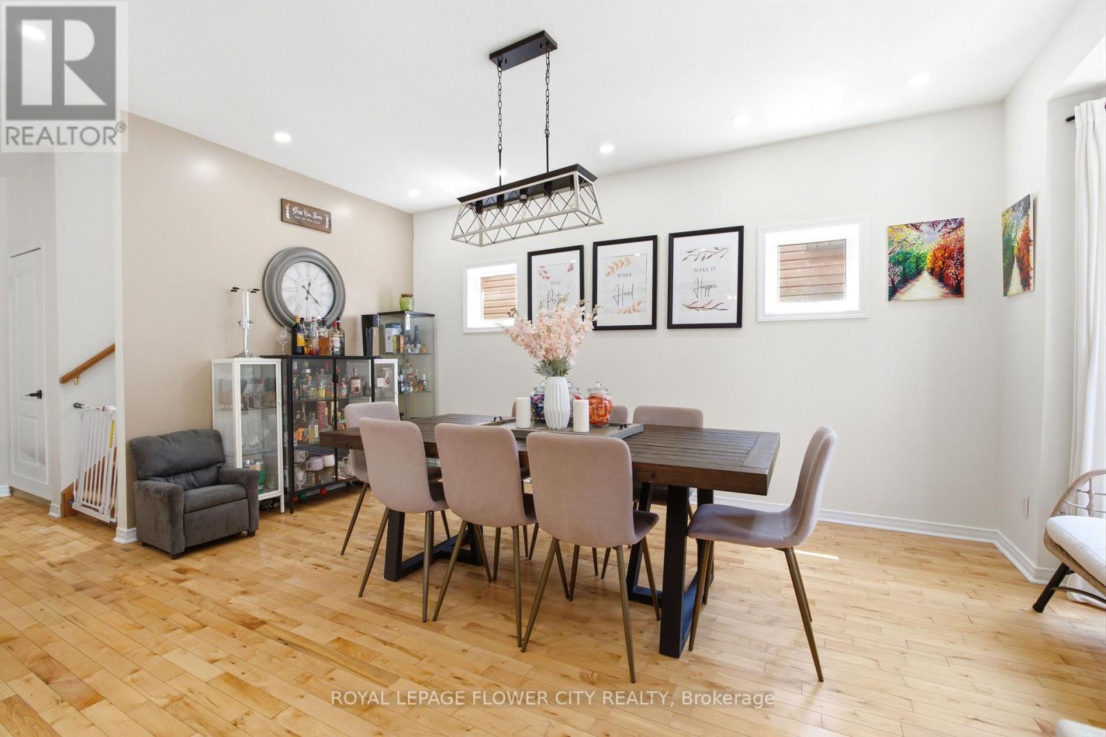 10 OWEN STREET - 7