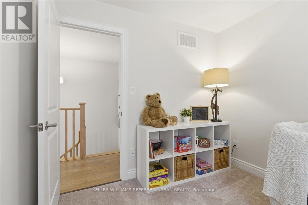 280 NOFTALL GARDENS - 31