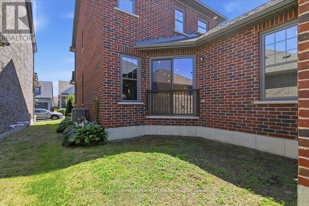 280 NOFTALL GARDENS - 32