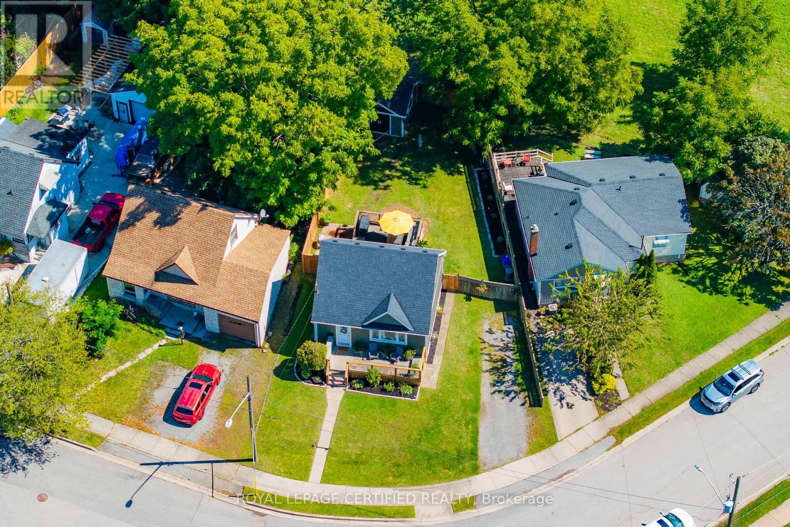 6077 COLLINS DRIVE - 29