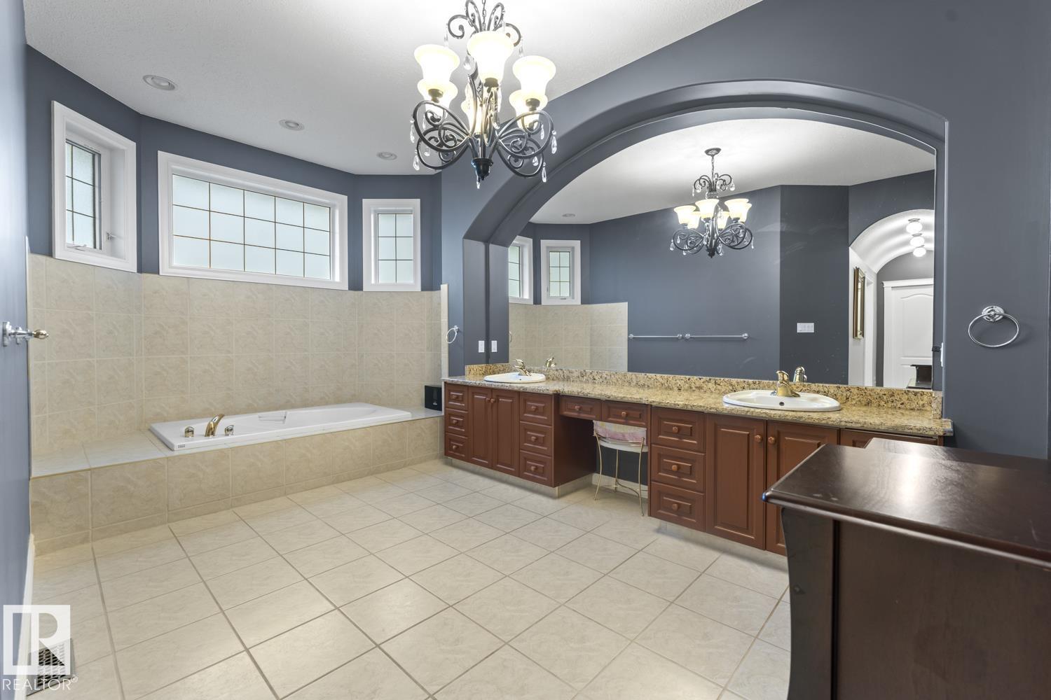 3006 WAYNE WY - 23