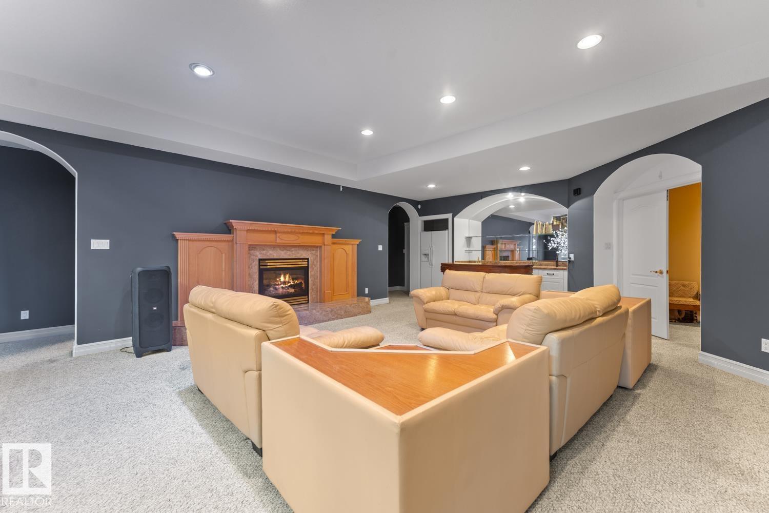 3006 WAYNE WY - 32