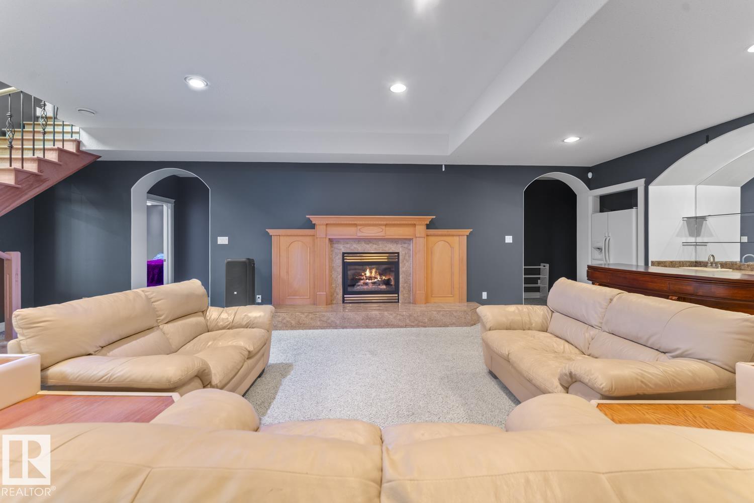 3006 WAYNE WY - 33