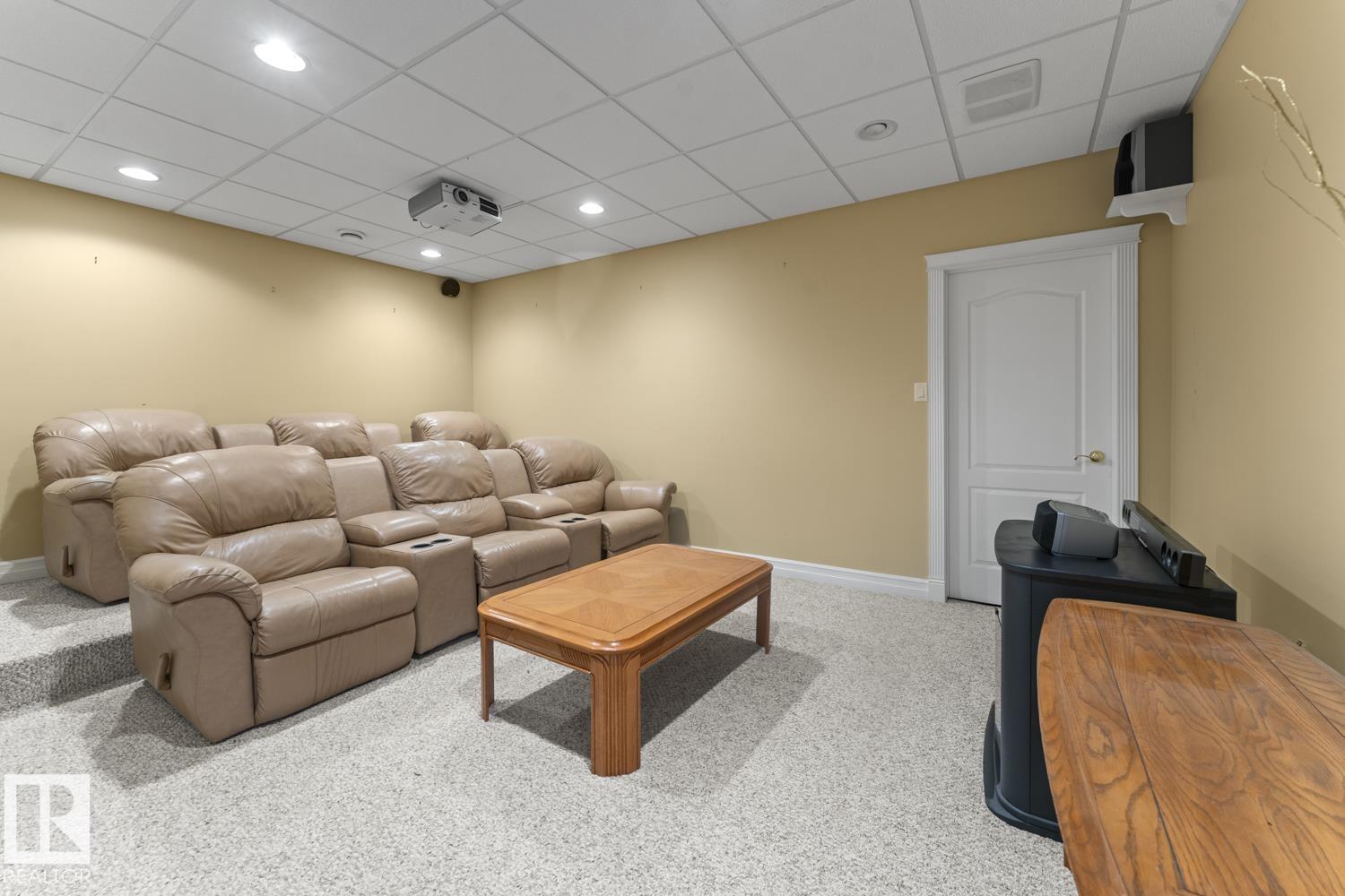 3006 WAYNE WY - 37
