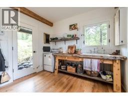 999 Kennedy, Lillooet, BC V0K1V0 Photo 24