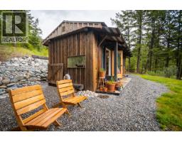999 Kennedy, Lillooet, BC V0K1V0 Photo 17