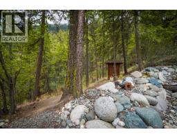999 Kennedy, Lillooet, BC V0K1V0 Photo 13