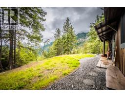 999 Kennedy, Lillooet, BC V0K1V0 Photo 18