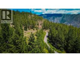 999 Kennedy, Lillooet, BC V0K1V0 Photo 6