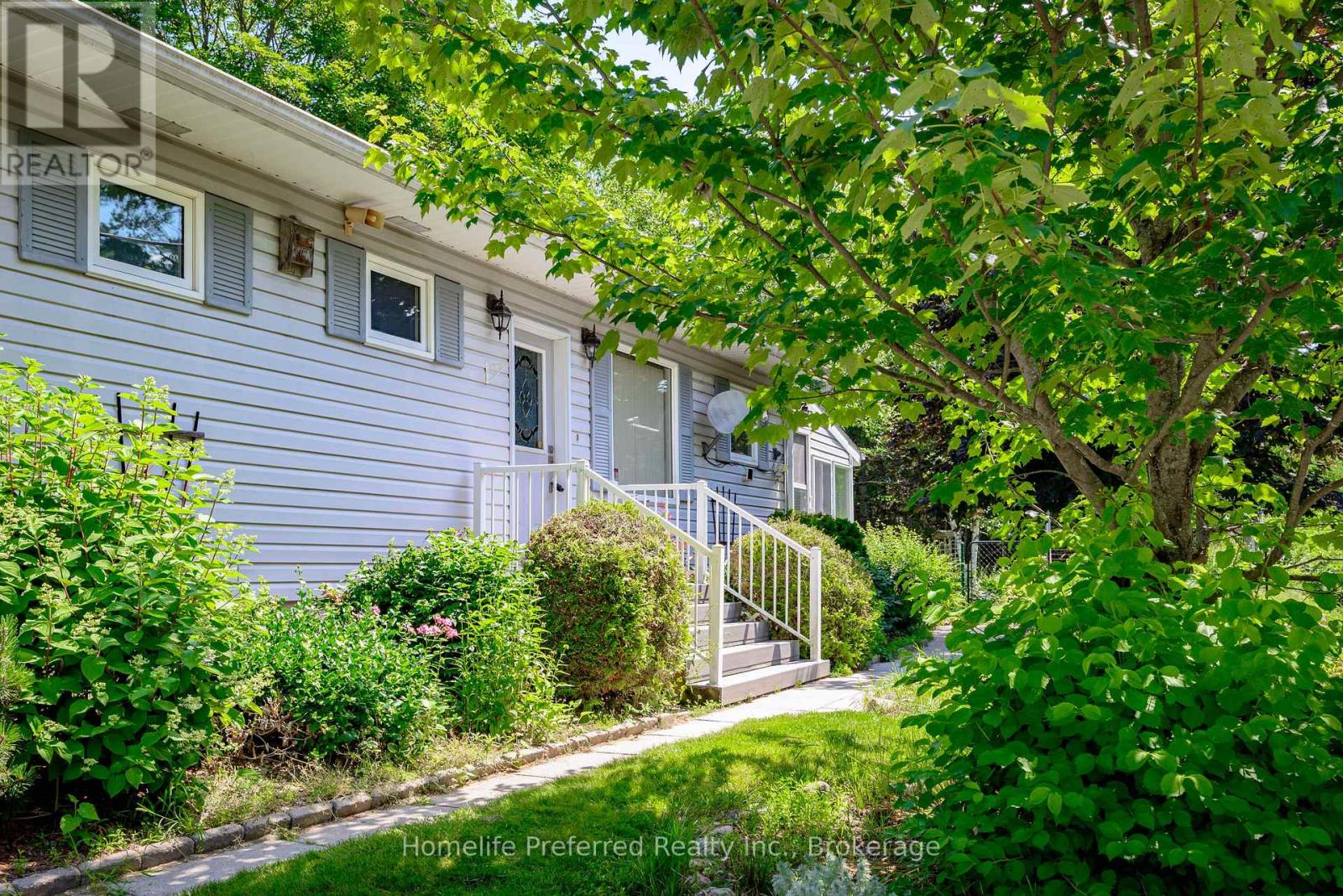 469 SKENE ROAD - 5