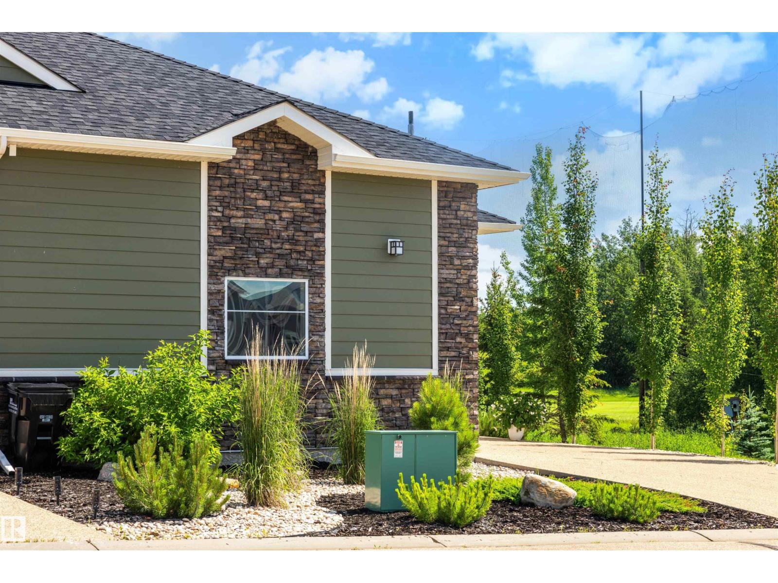 #355 51101 RGE ROAD 222 - 53