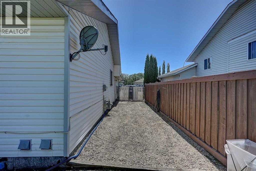 8206 107 Street - 35
