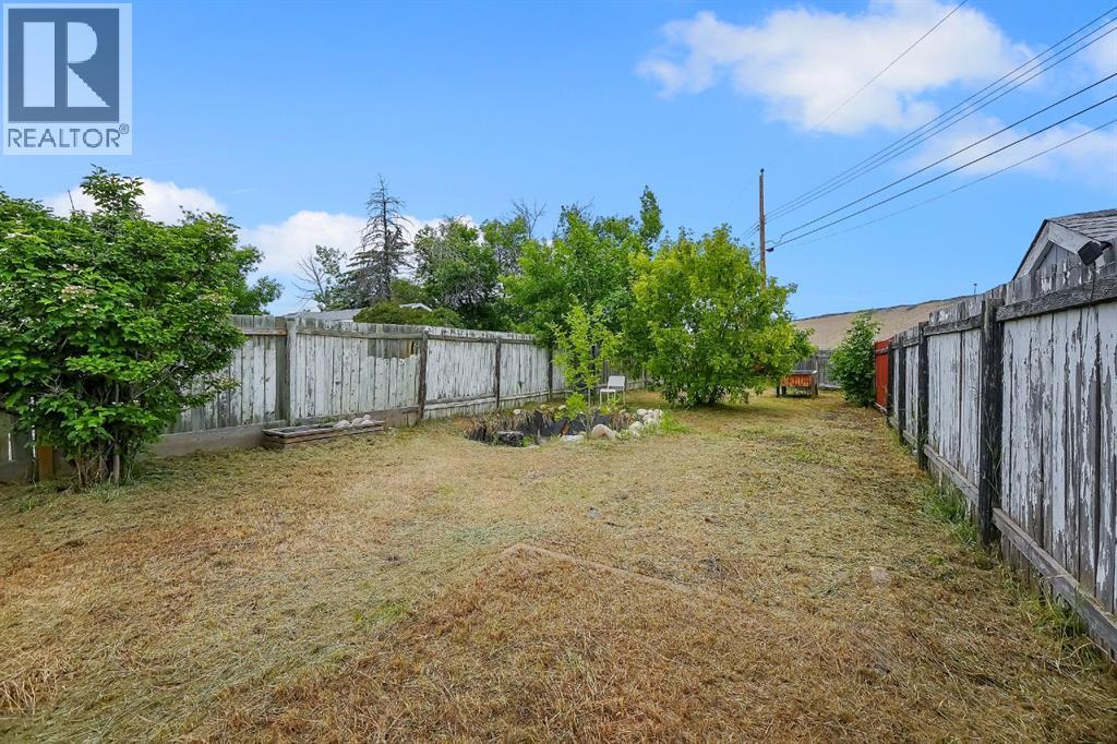 2714 74 Avenue SE - 21