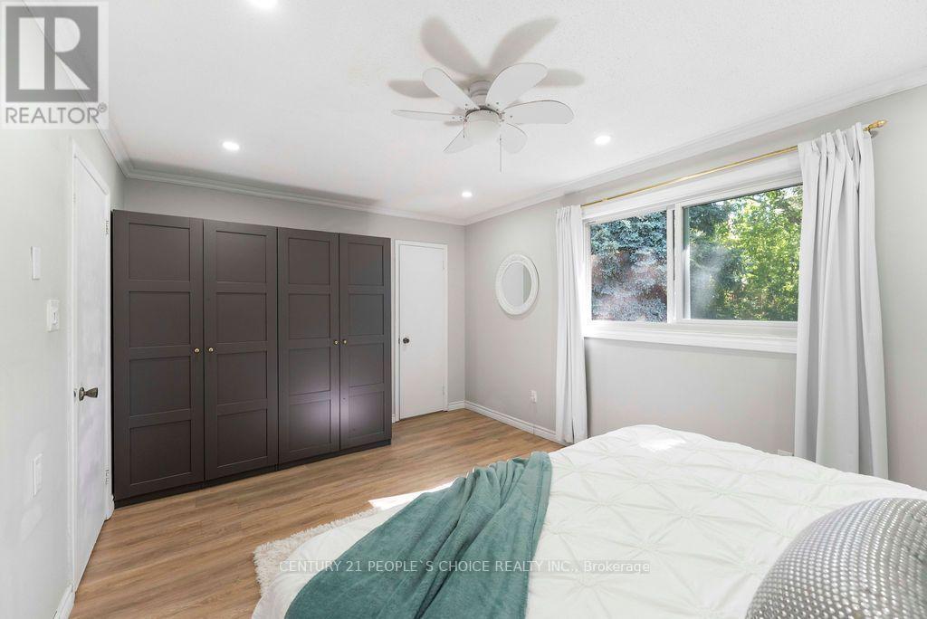 4053 TRAPPER CRESCENT - 39