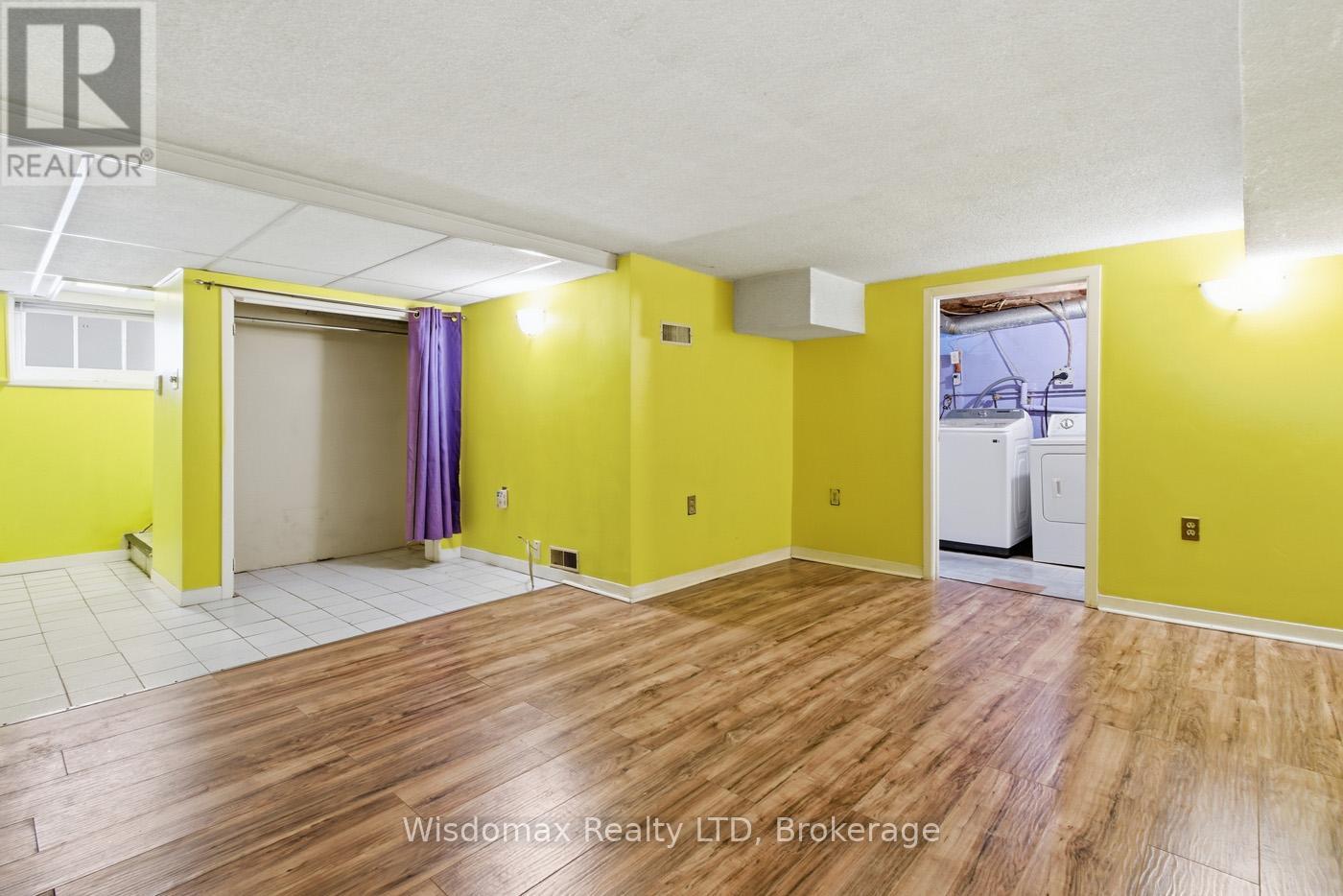 5782 MOULAND STREET - 32