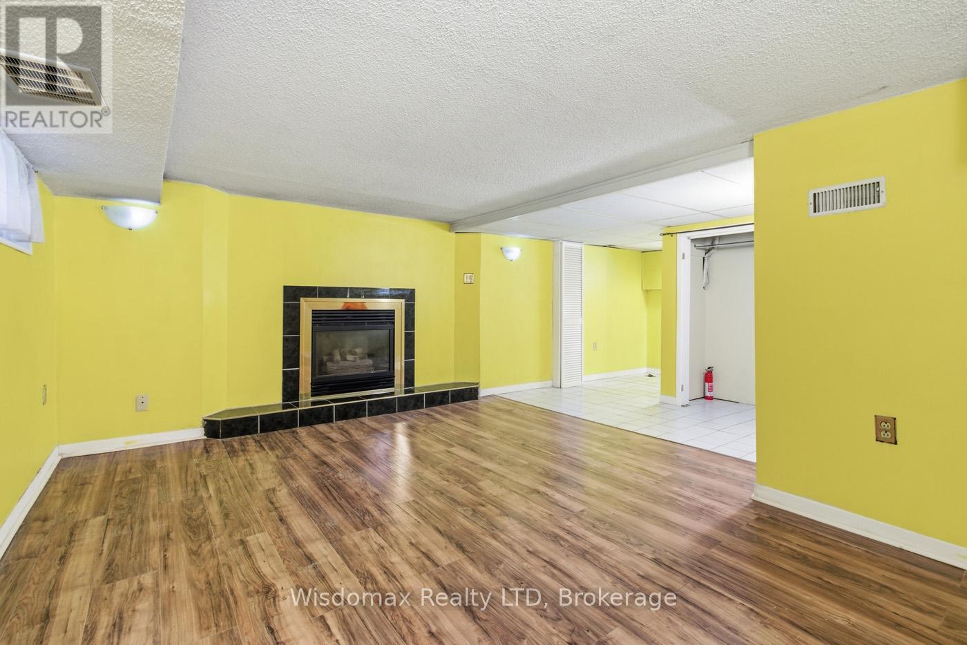 5782 MOULAND STREET - 30
