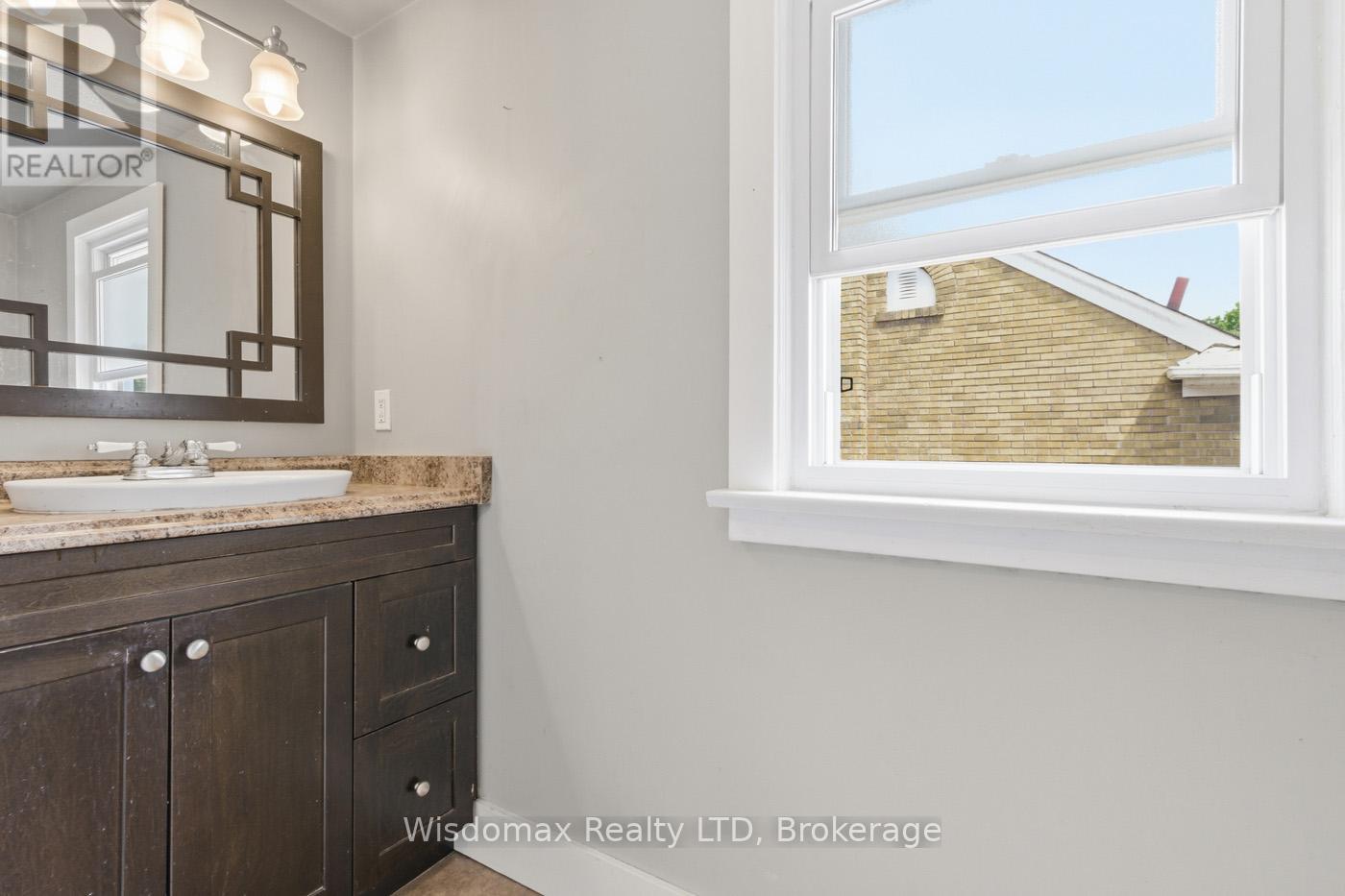 5782 MOULAND STREET - 26