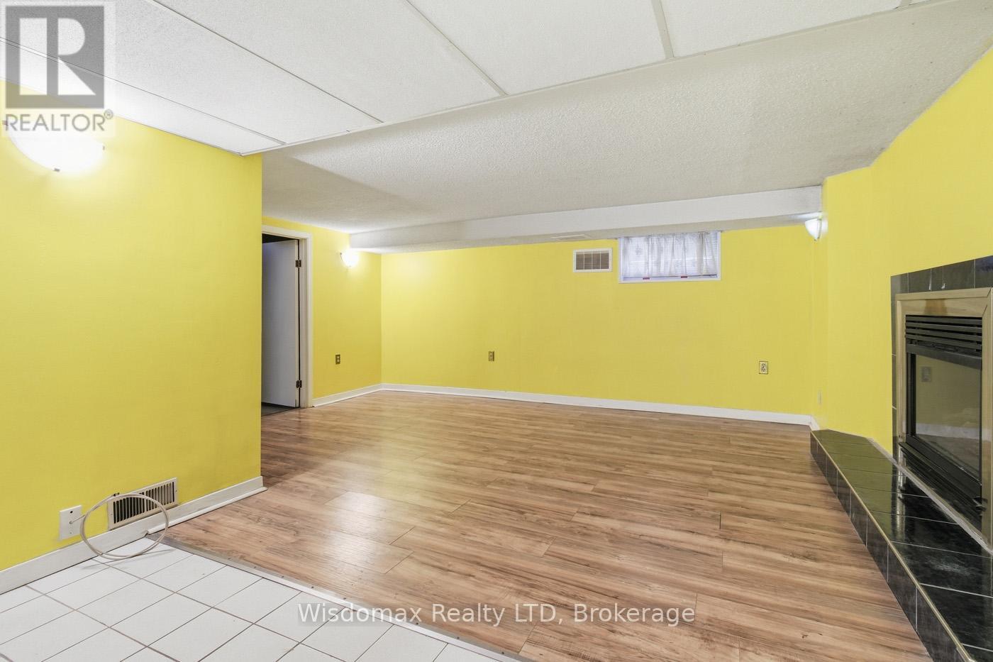 5782 MOULAND STREET - 29