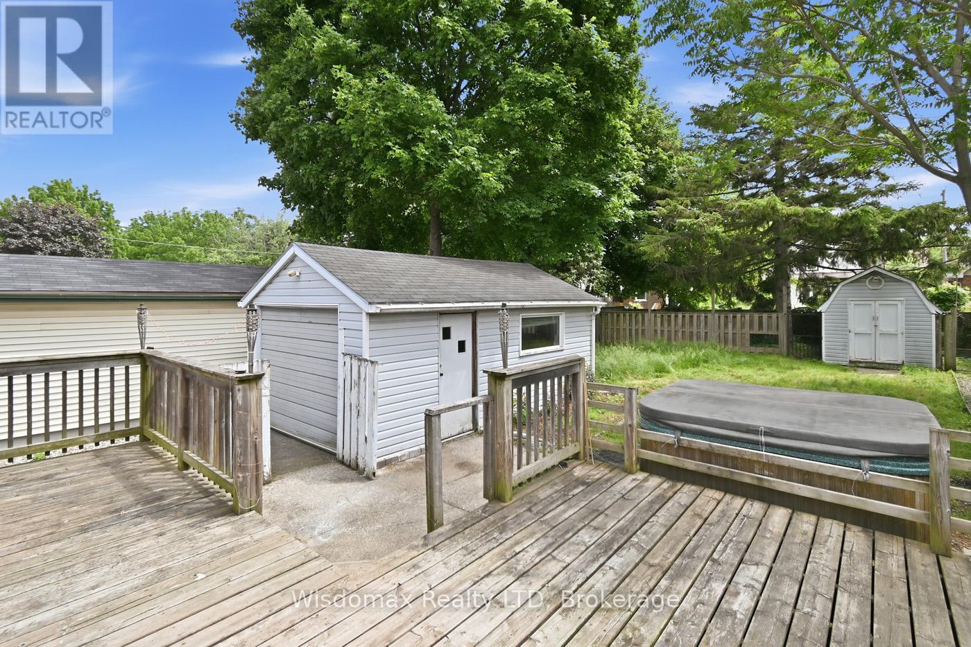 5782 MOULAND STREET - 36