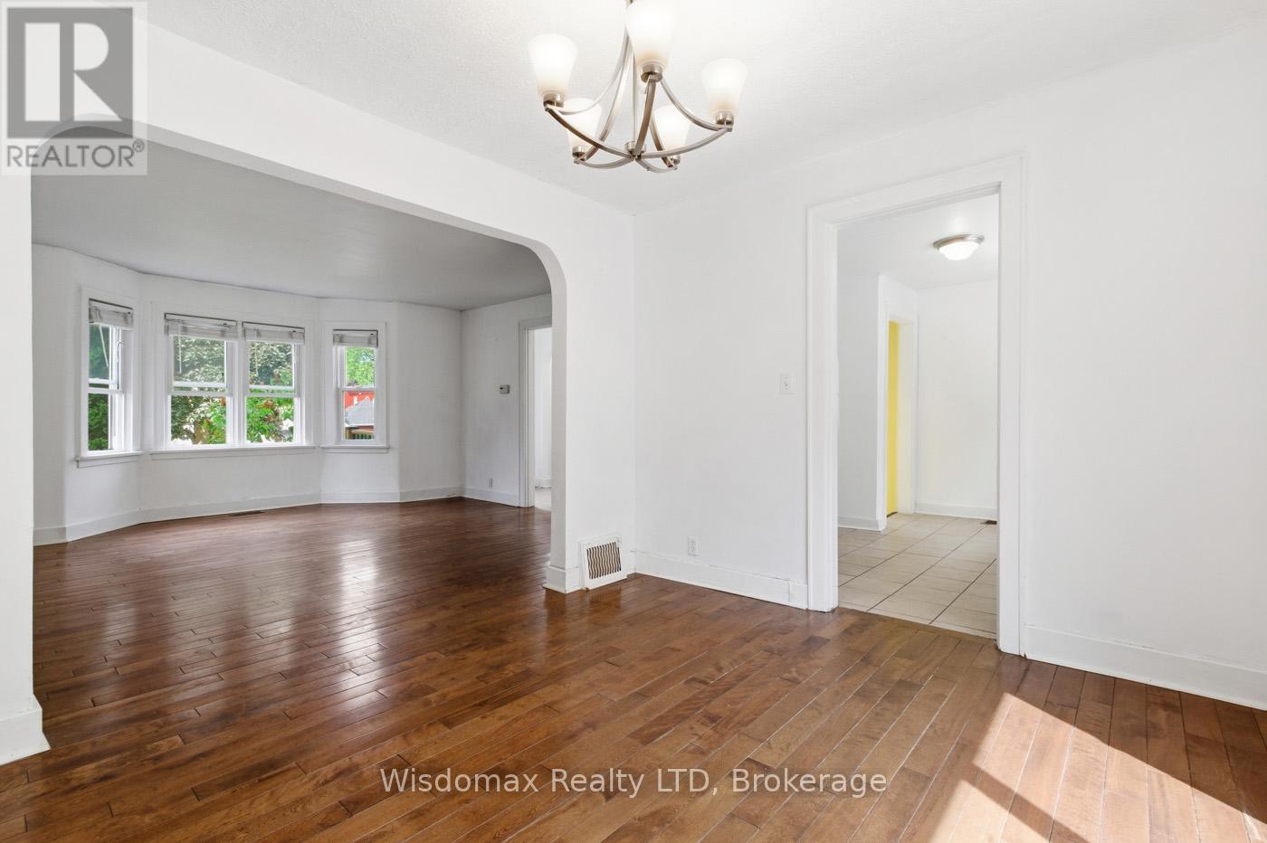 5782 MOULAND STREET - 9
