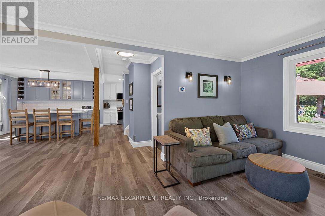 181 CENTRAL DRIVE - 17