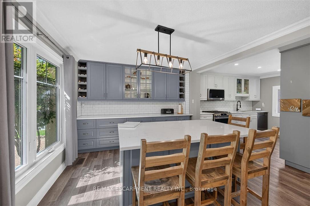 181 CENTRAL DRIVE - 5