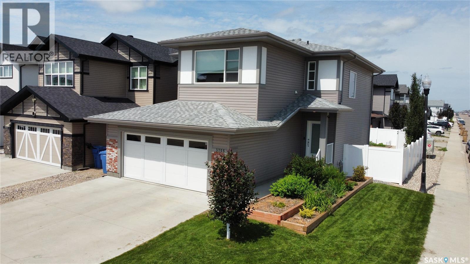 3755 Gee CRESCENT - 1