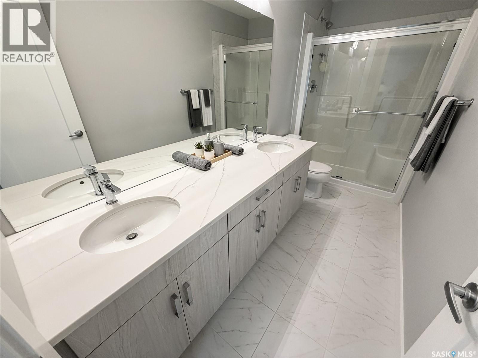 3755 Gee CRESCENT - 44