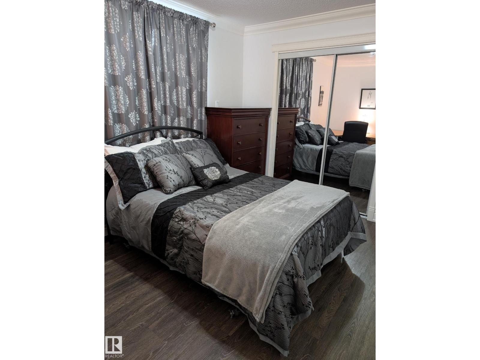 #101 10745 83 AV NW - 13