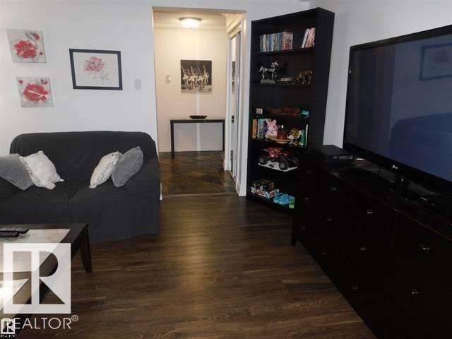 #101 10745 83 AV NW - 8