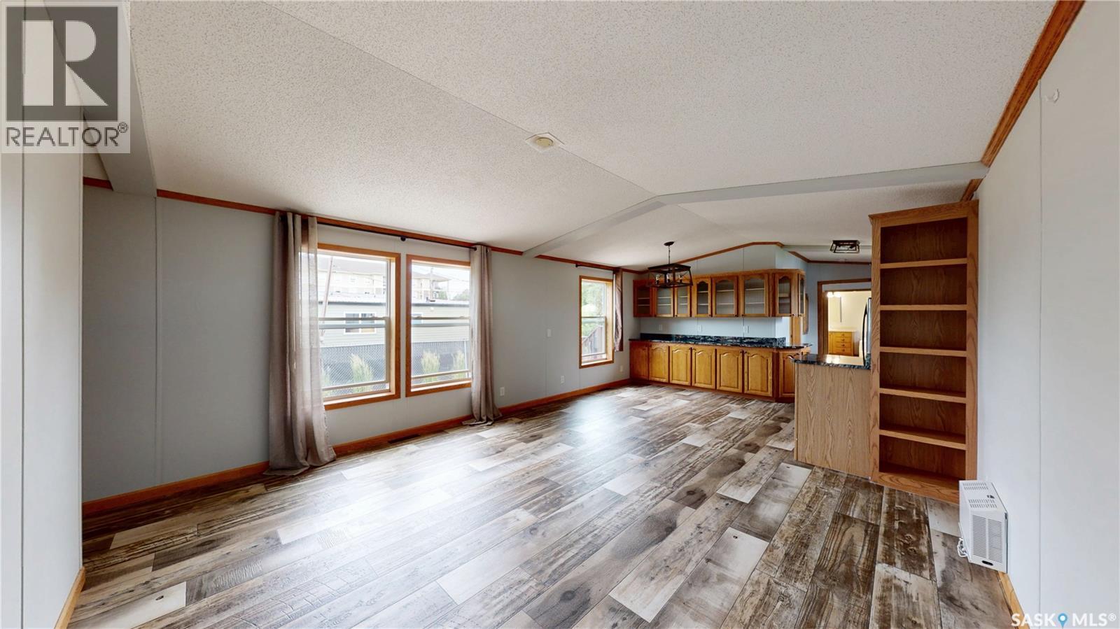 210 Wright ROAD - Image 6