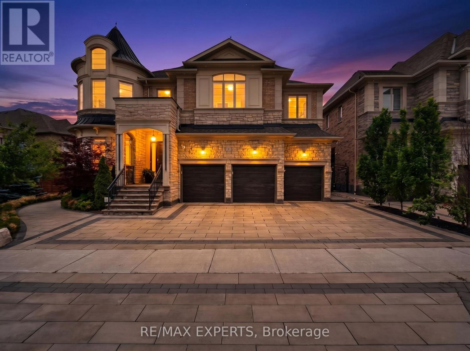 Listing photo of 9 GLEN ABBEY TRAIL