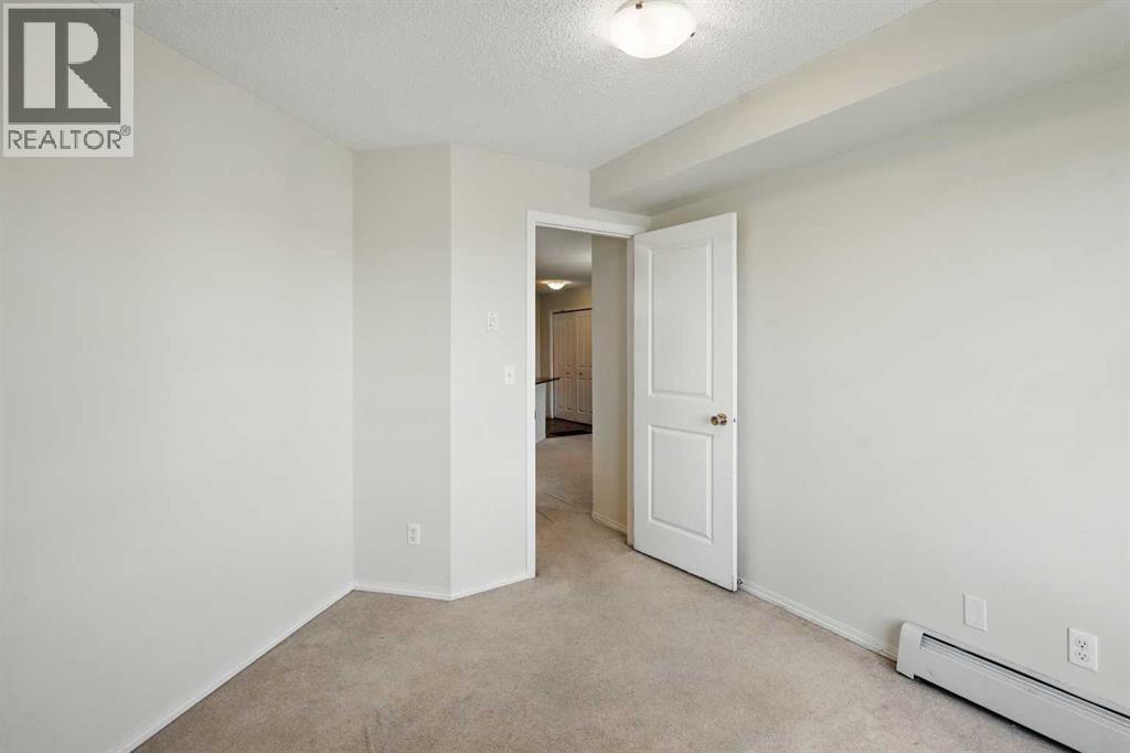 #409 15 Saddlestone Way NE - 11